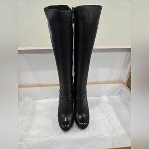 Michael Kors Women's Black 1" platform Lesly boots 6M